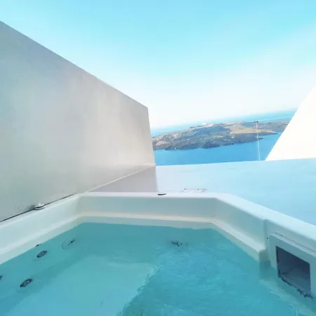 Fira Caldera Suites